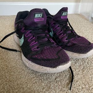 Women’s Nike Lunartempo running shoes